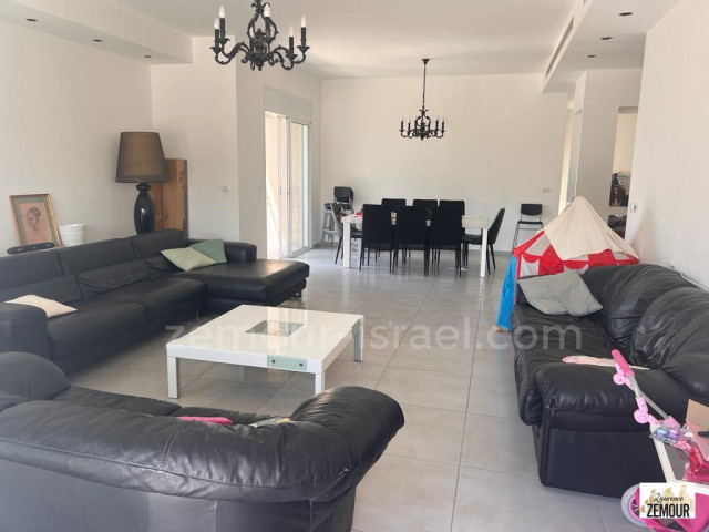 appartement Raanana
