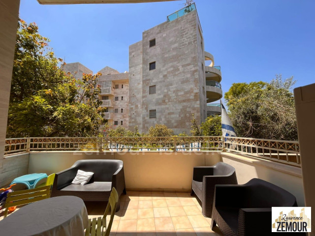 appartement Raanana